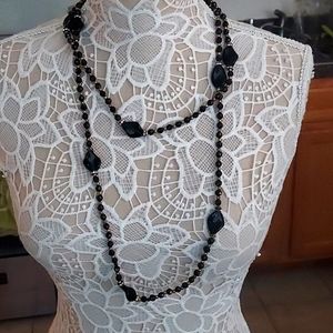 Black and gold beaded necklace